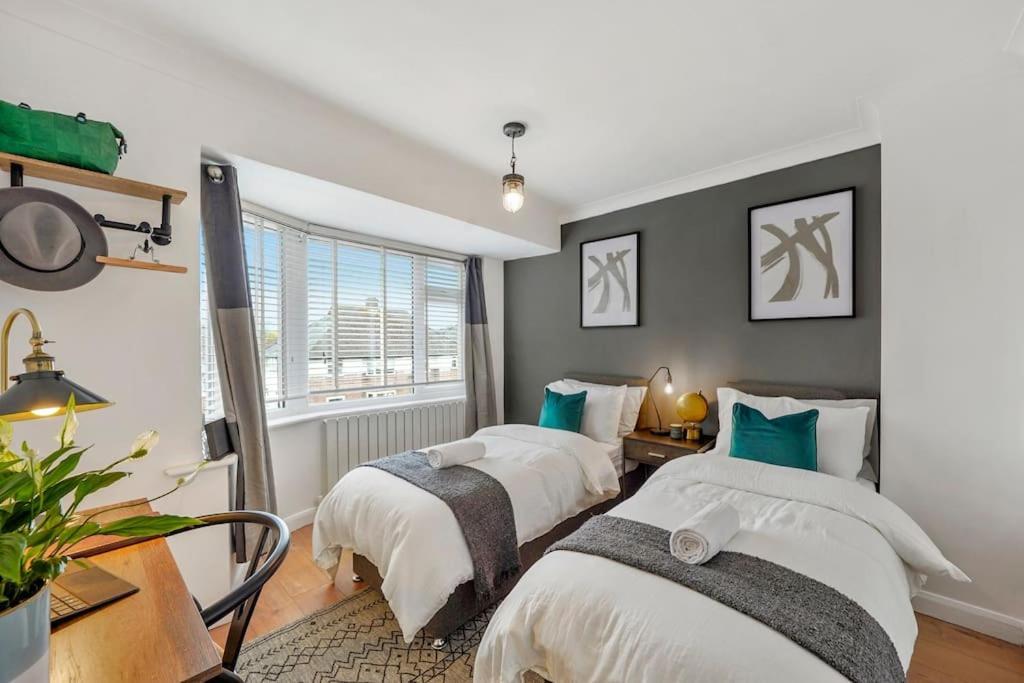 Stylish Maisonette Near The Heath With Free Parking & Wi-Fi Maidstone Esterno foto