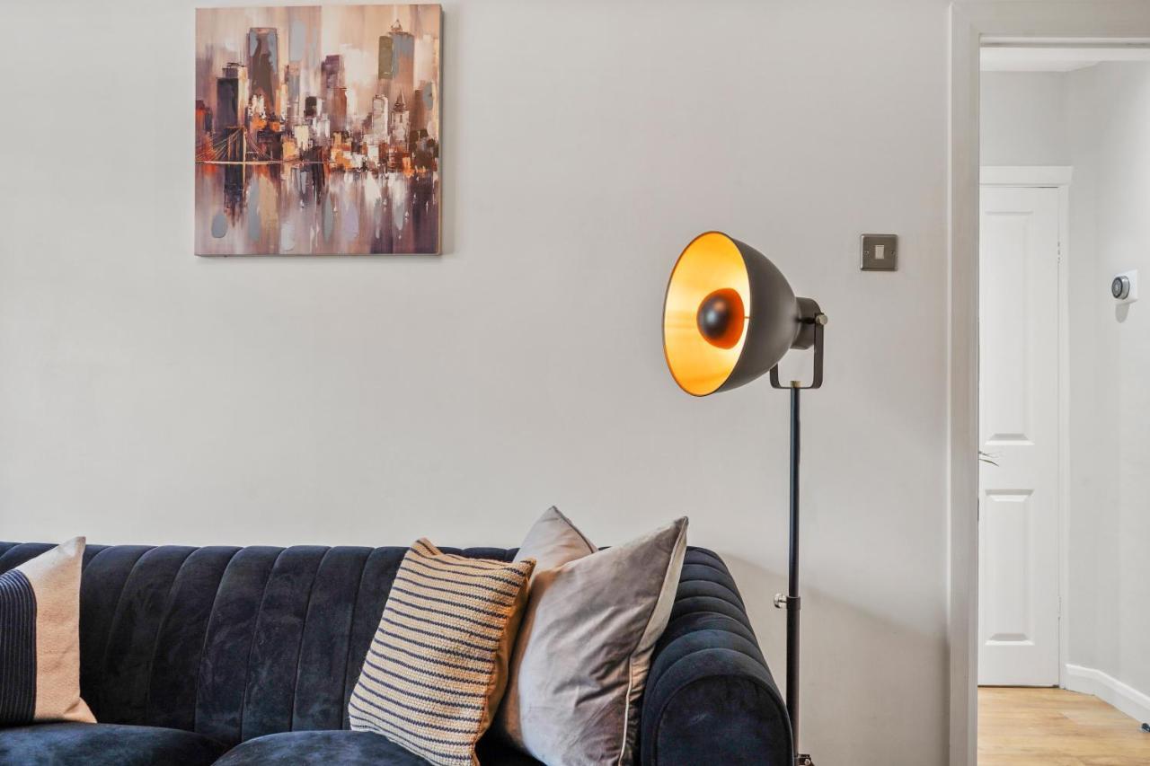 Stylish Maisonette Near The Heath With Free Parking & Wi-Fi Maidstone Esterno foto